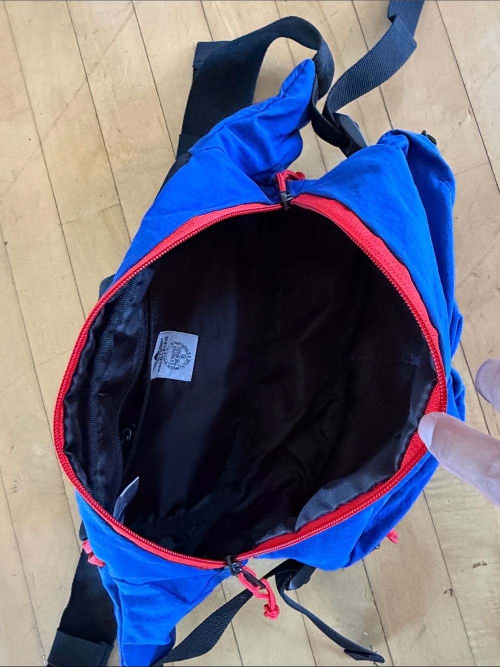 adidas Blue Belt Bag with Red Trim - Picture 4 of 6